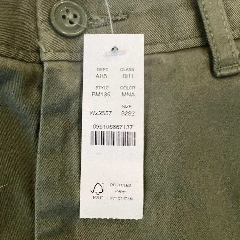 J crew 250 skinny pants stretch chino Catskill green, 32X30, NWT, Small Spot
